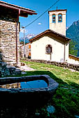 Val Bregaglia - La chiesa di San Giuseppe (XVII sec.) a Cranna.